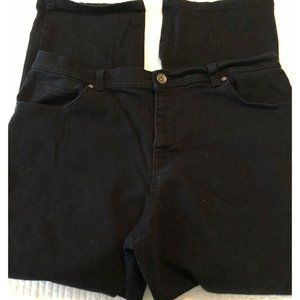 Style & Co 16S Black Natural Fit Jeans. 26” Inseam